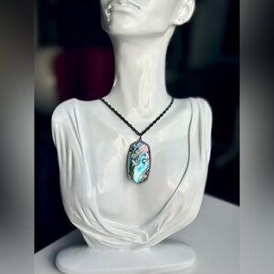 Kendra Scott NWT Abalone Gunmetal Long Statement necklace rare exclusive layers